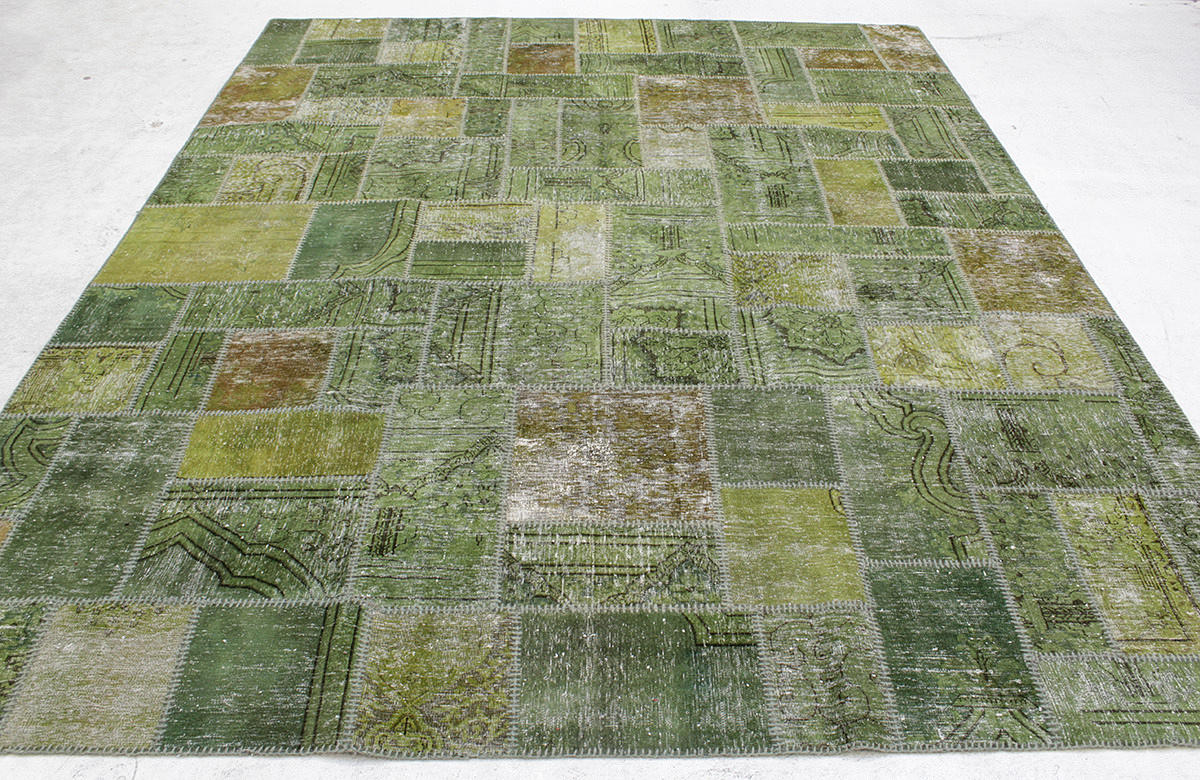 MATTA, carpet patchwork, 317 x 254 cm.