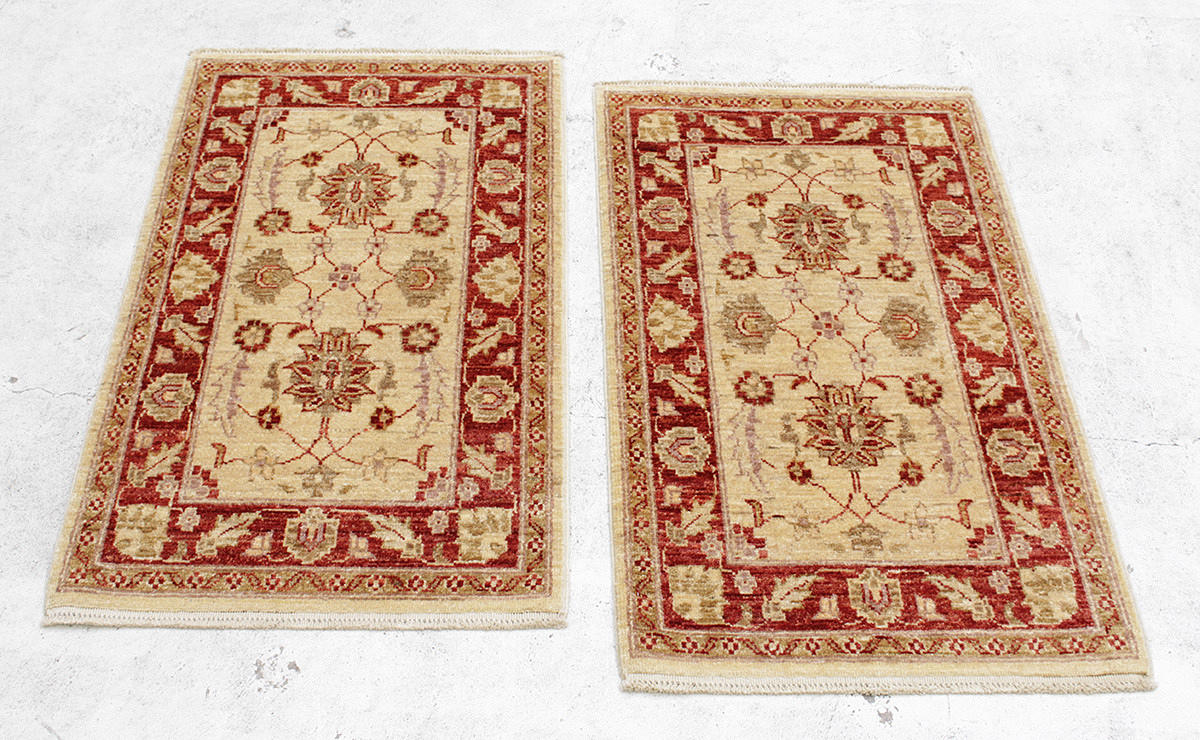 MATTOR, ett par, sängmattor, Ziegler, 99 x 57 cm samt 99 x 57 cm.