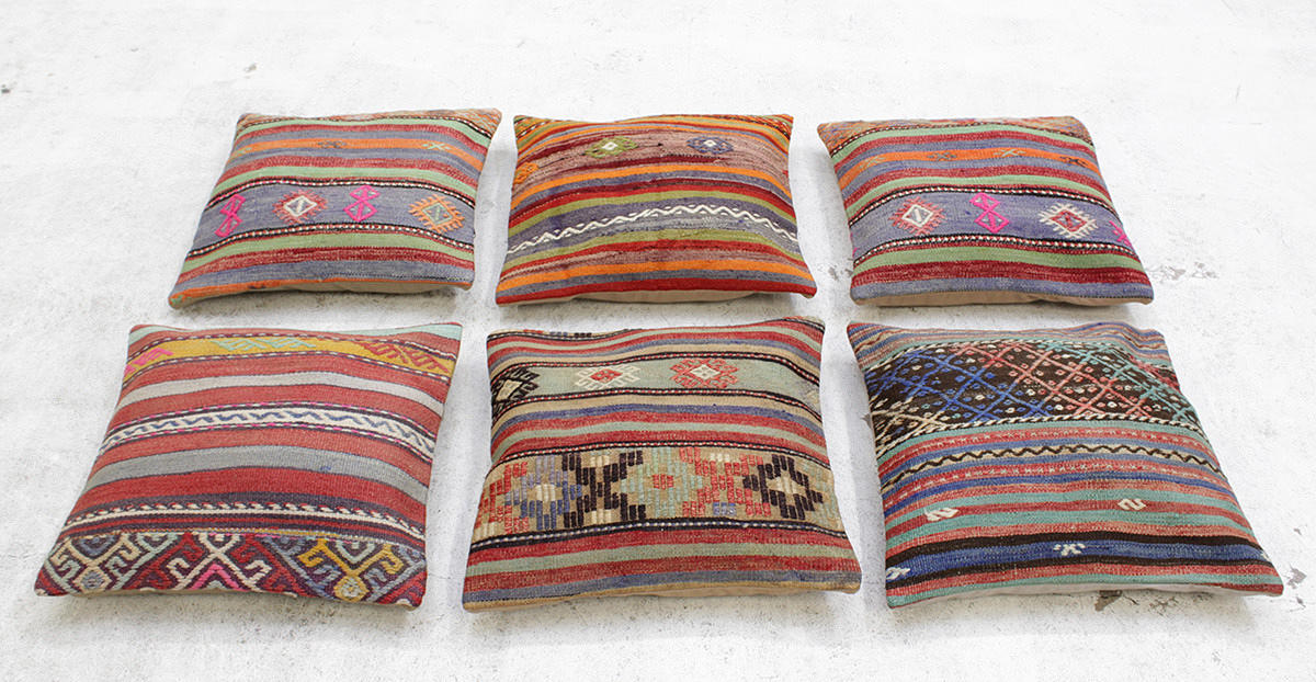 KUDDARFODRAL, 6 st, Orientaliska, Kelim, ca 50 x 50 cm.