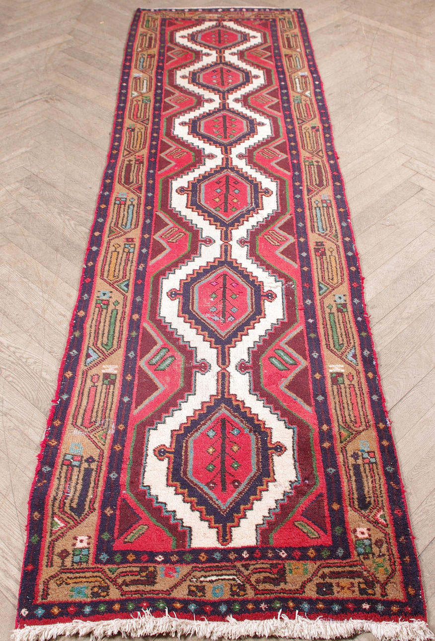 ORIENTMATTA, galleri, 2305 x 80 cm.