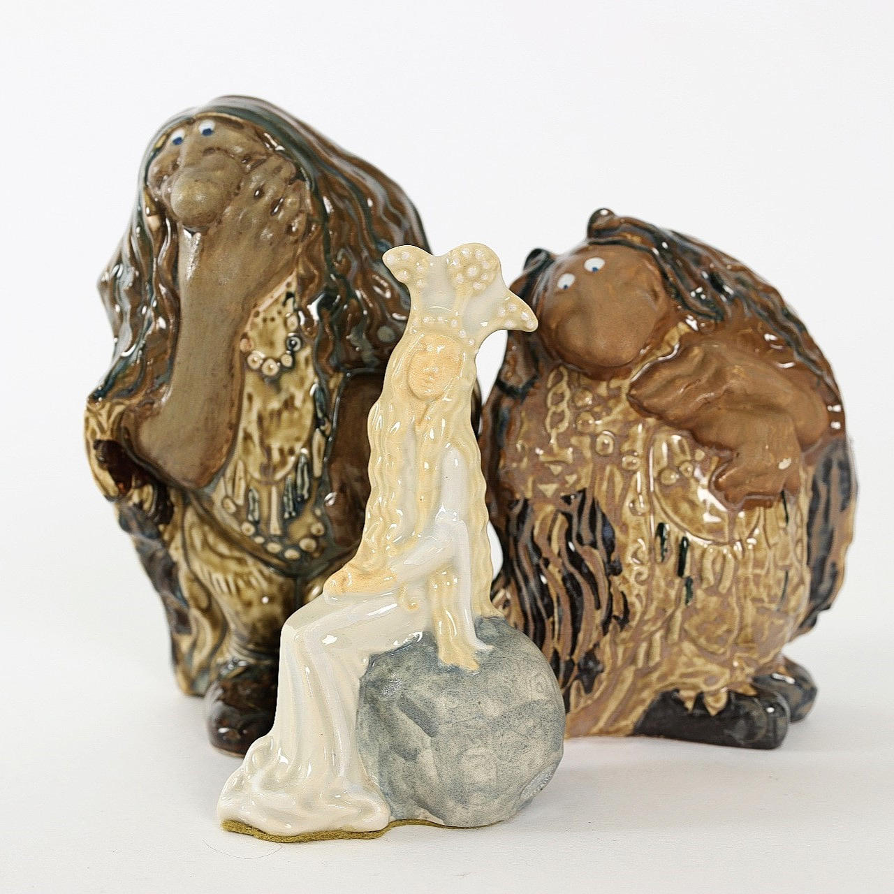 FIGURER, 3 st, stengods, efter John Bauer, Rosa Ljung.