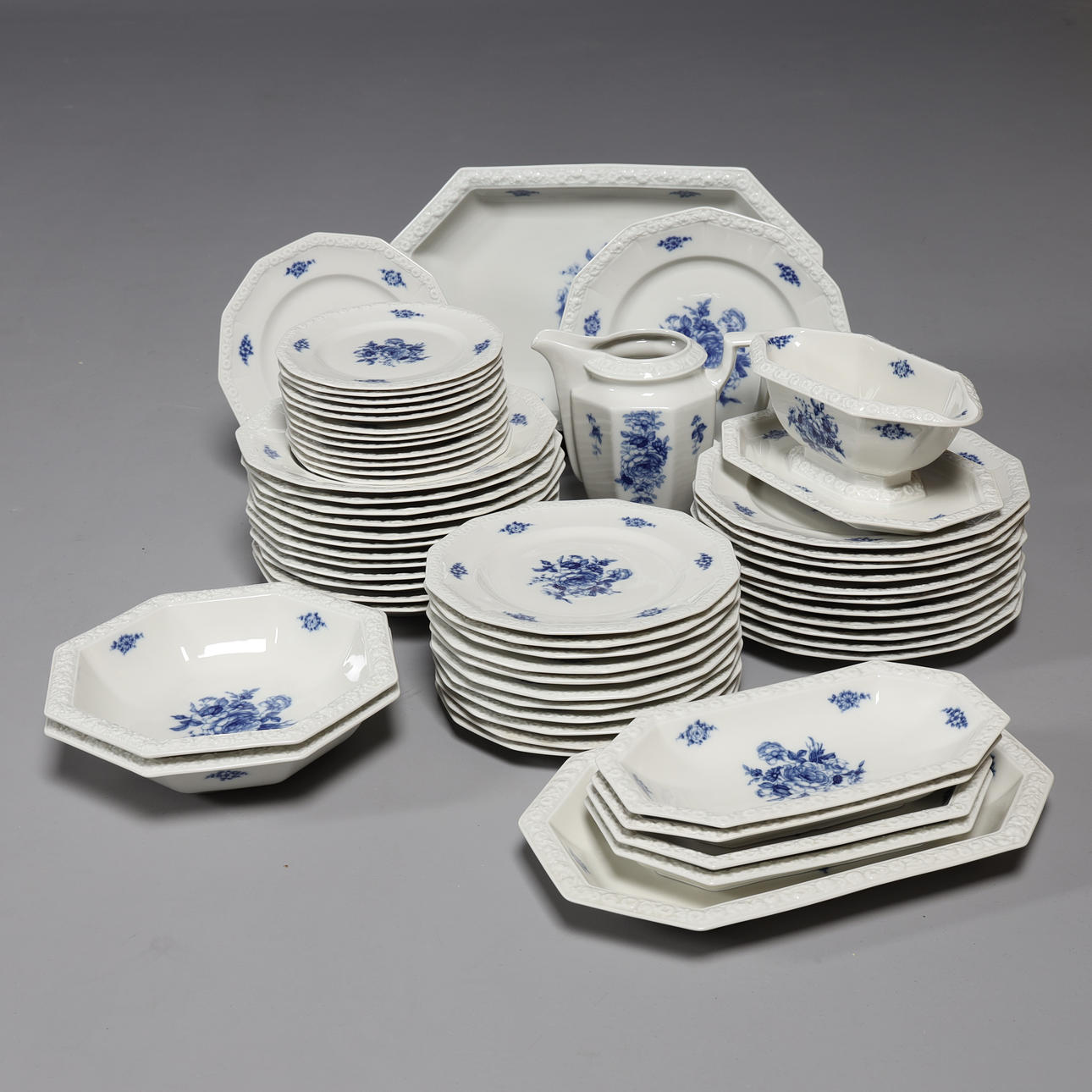 TABLEWARE, 58 pieces. Rosenthal, "Maria", Germany.
