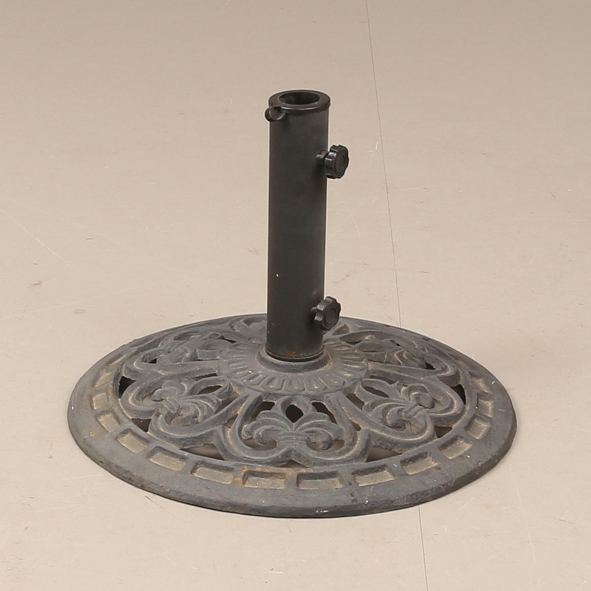 PARASOLLFOT, gjutjärn.