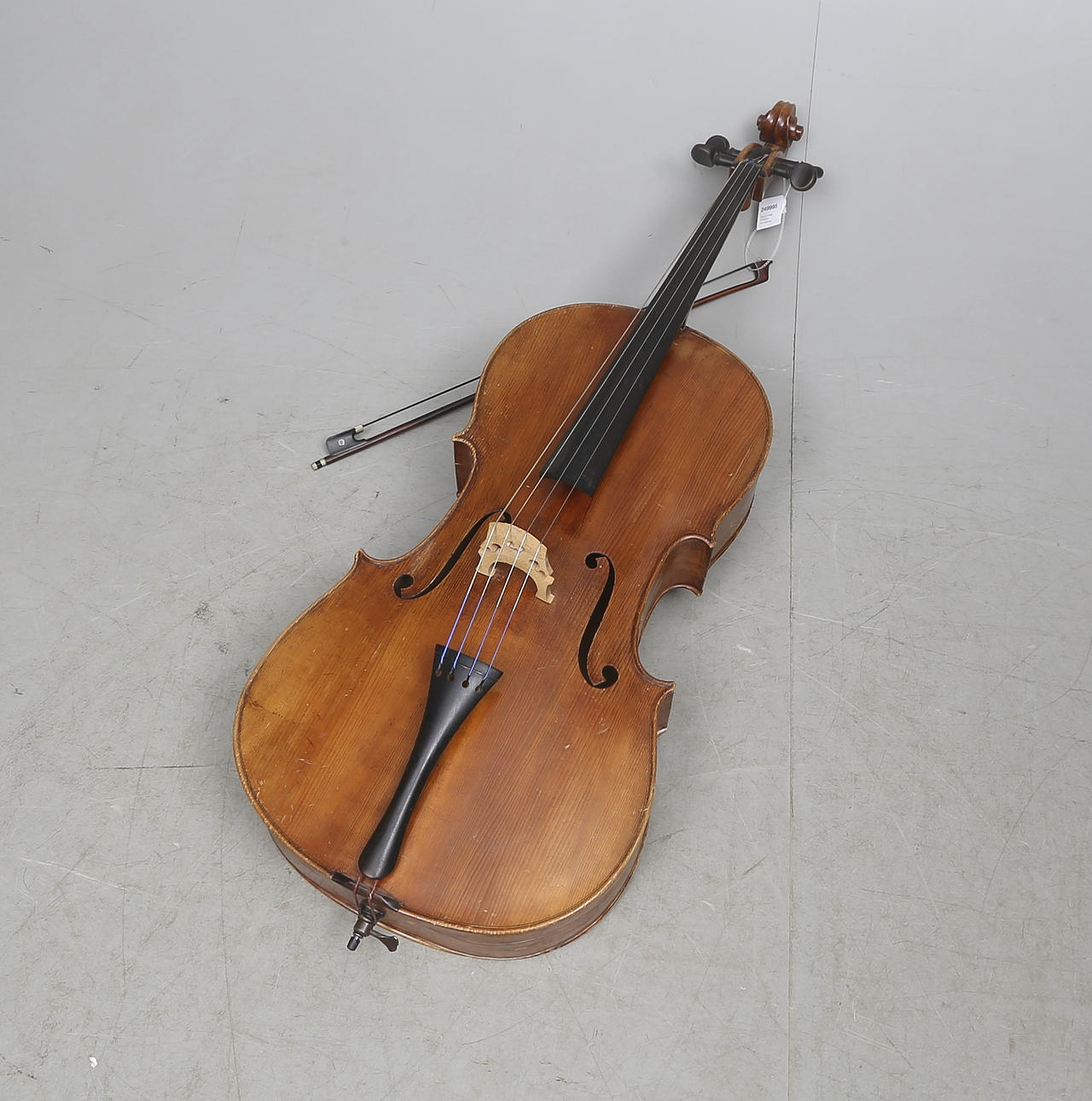CELLO med STRÅKE, 18/1900-tal.