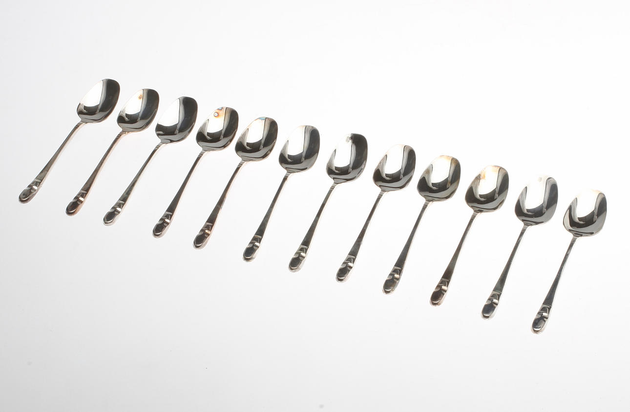 KAFFESKEDAR, 12 st, silver, Alton, Falkenberg 1968, vikt ca. 163,5 gram.