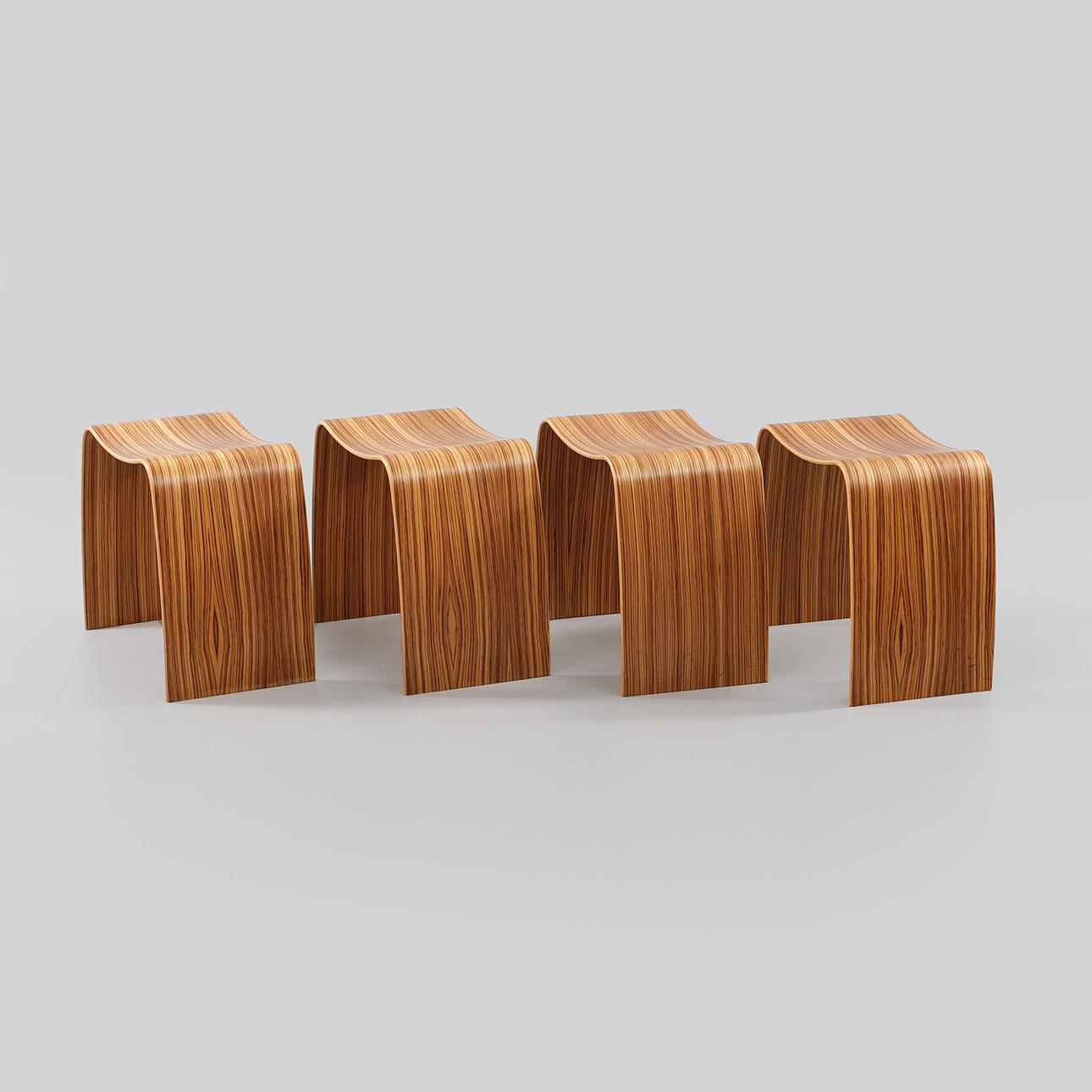 JØRGEN MØLLER. Stools / stools, 4 pcs., 