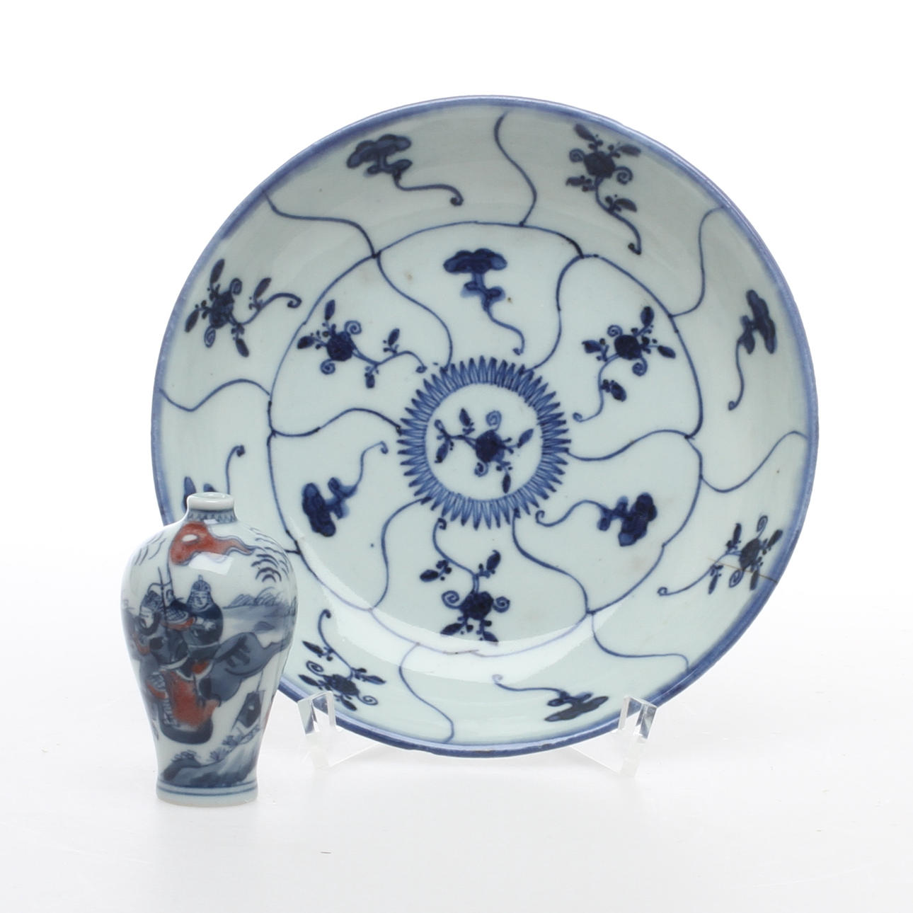 SKÅLFAT samt VAS, porslin, Orientaliska.