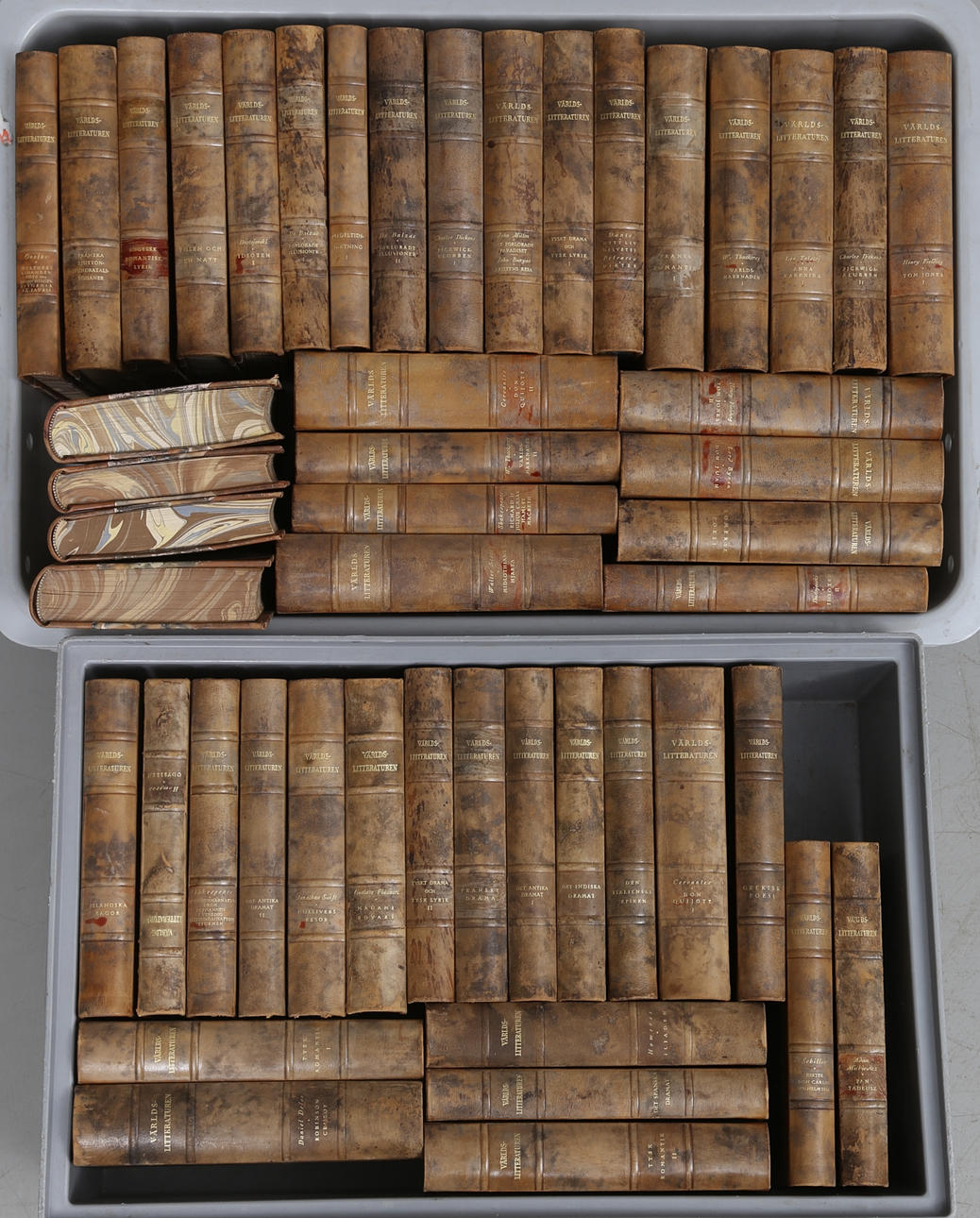 BÖCKER, 49 st, "Världslitteraturen", Albert Bonniers Förlag, 1900-takets första hälft.