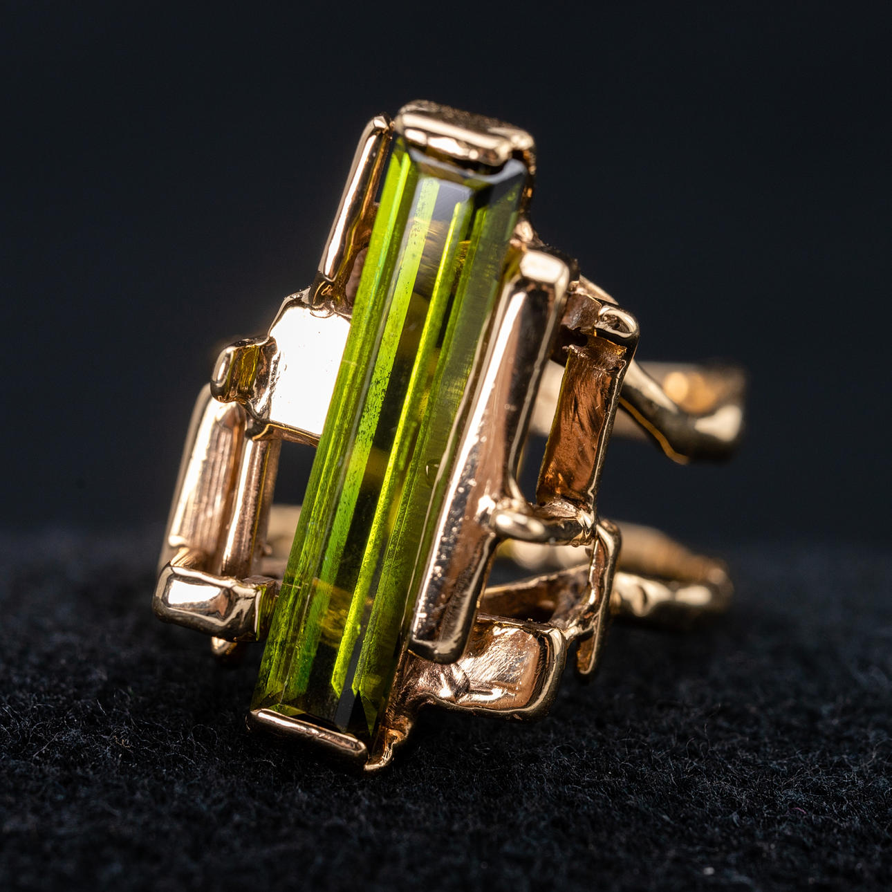 Gold Ring mit Turmalin.