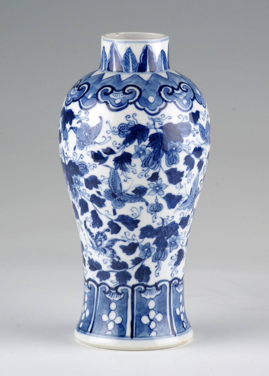 Vas, märkt. 1800-tal. Kina.