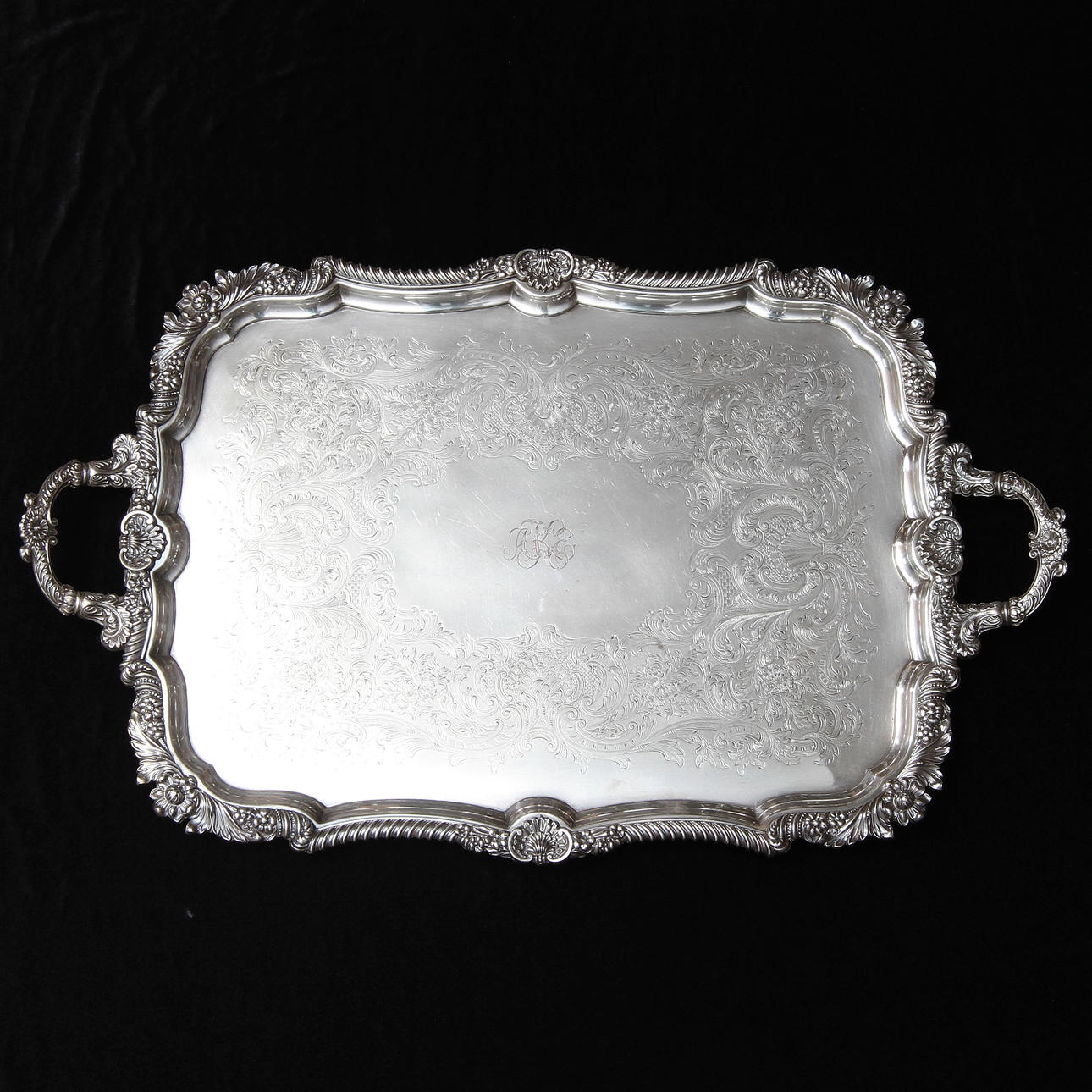 BRICKA, nysilver, England, 1900-talets första hälft.