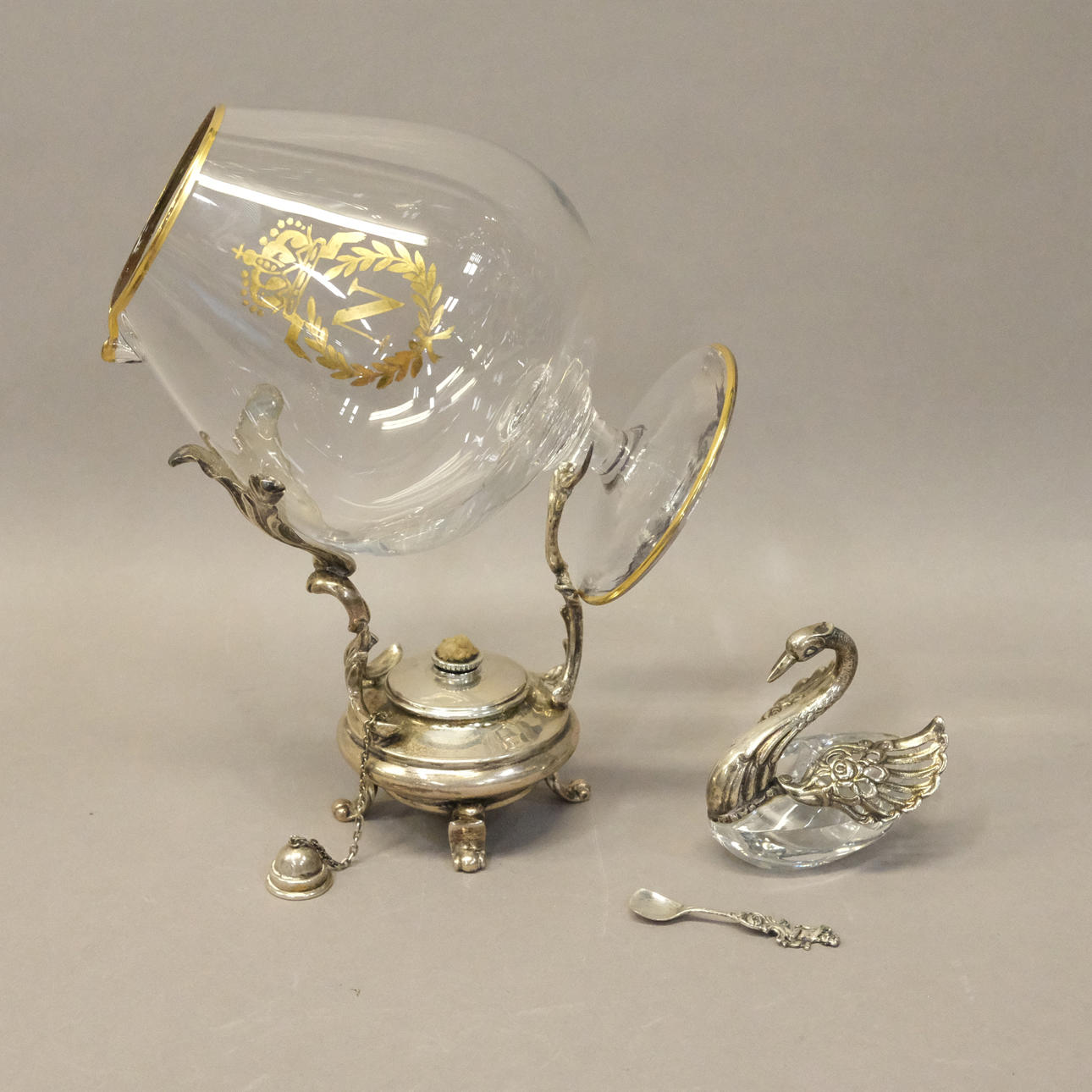 COGNAC VARMER OG SALTBAR.