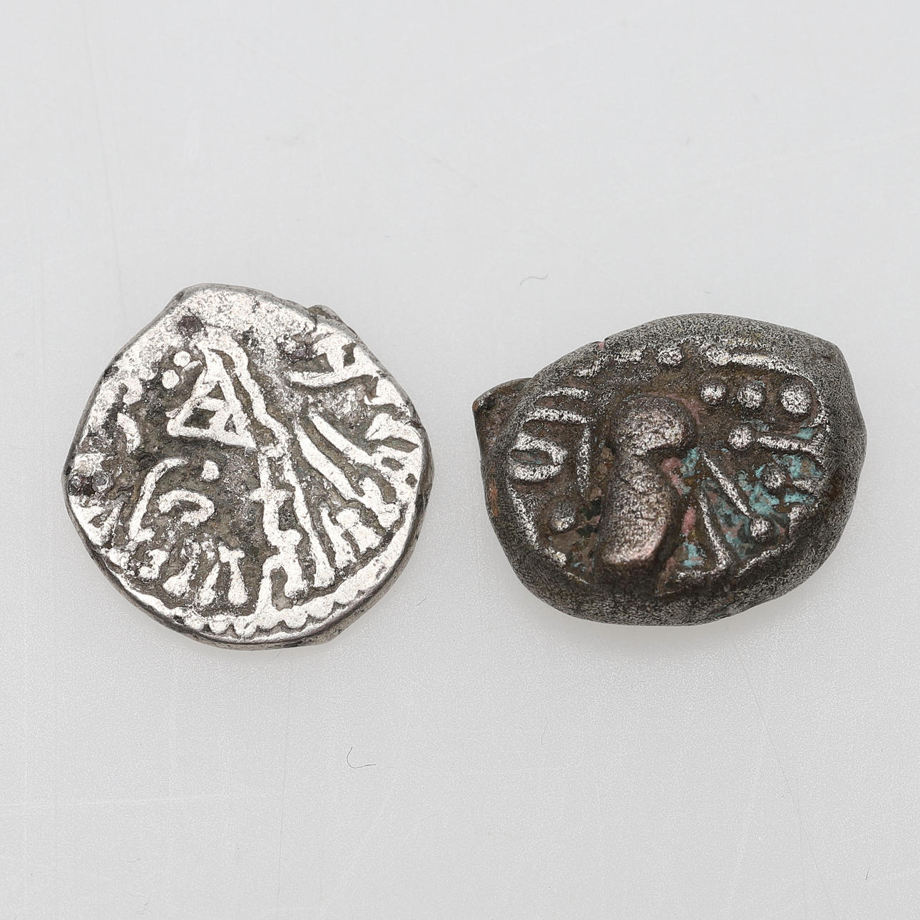 COIN, 2 pcs, Drachmer, India.