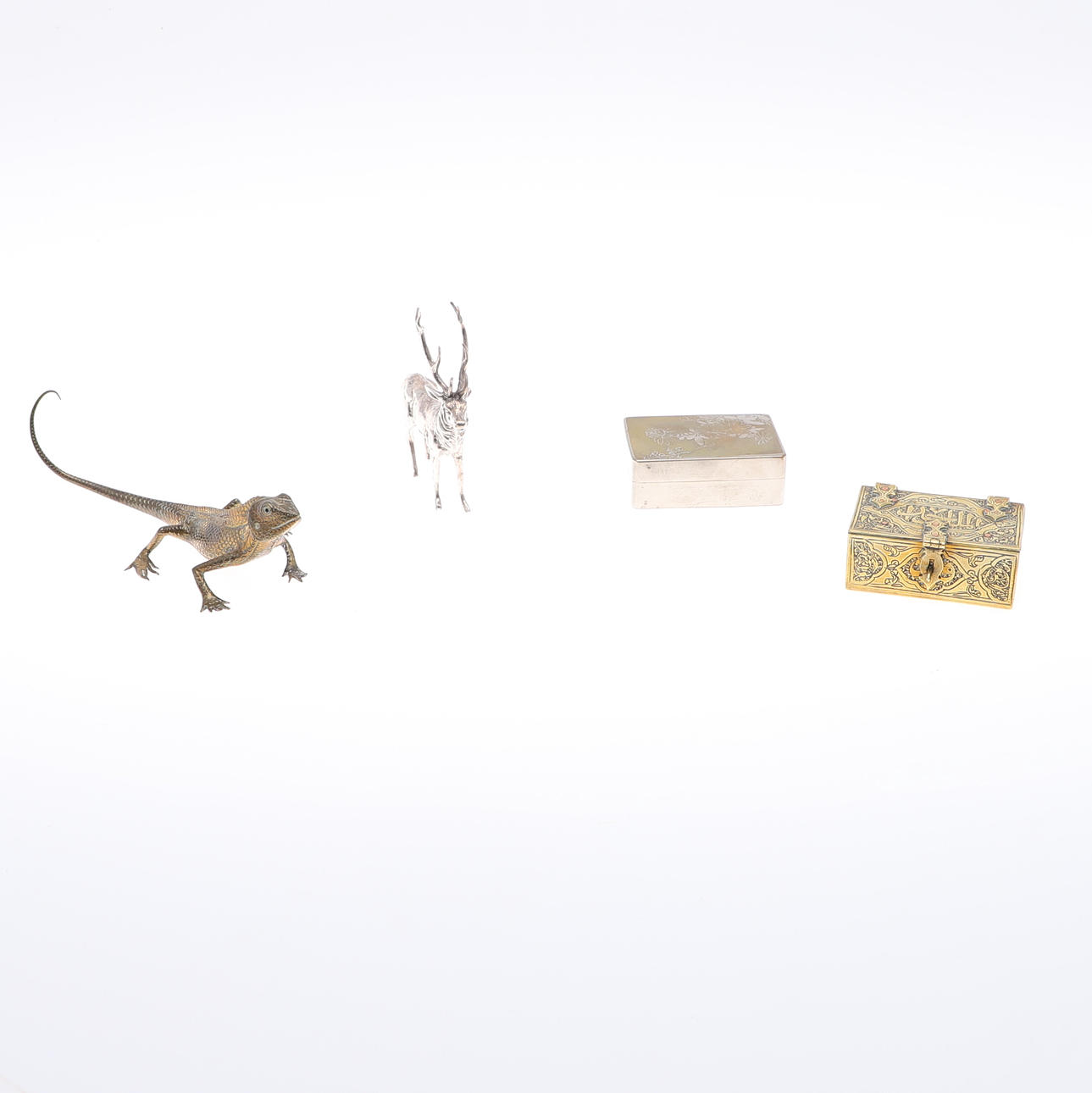 EN SØLV RENSDYR FIGUR.