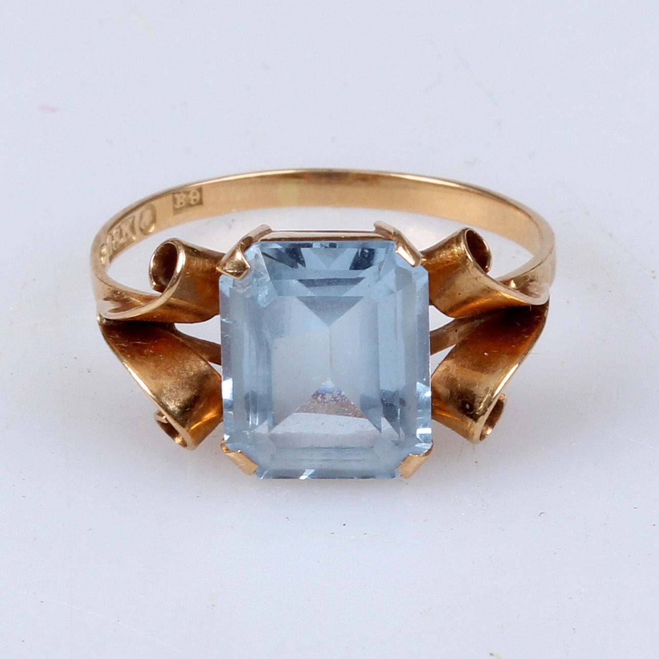 RING, med aquamarin, 18k guld, Guldvaruhuset Aktiebolag, Stockholm, 1959.