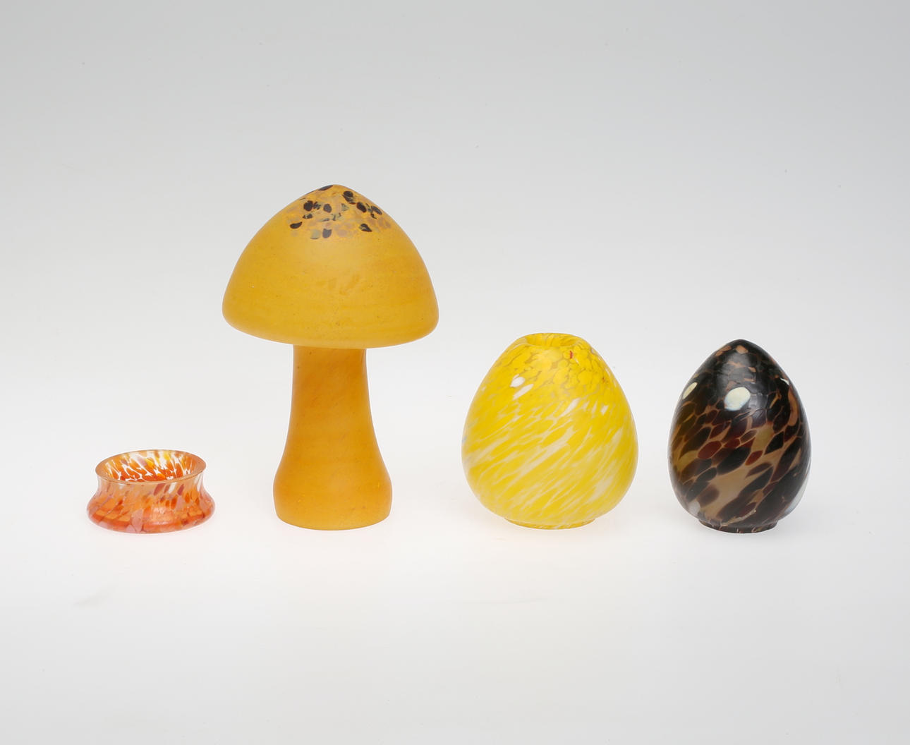 MONICA BACKSTRÖM. Konstglas, 4 st.