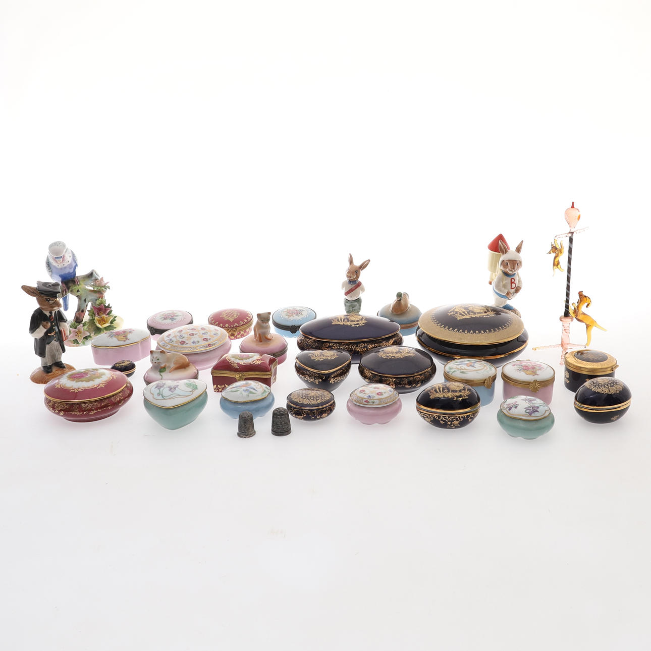 EN VIKTORIANSK SILVER FINGERBORG.