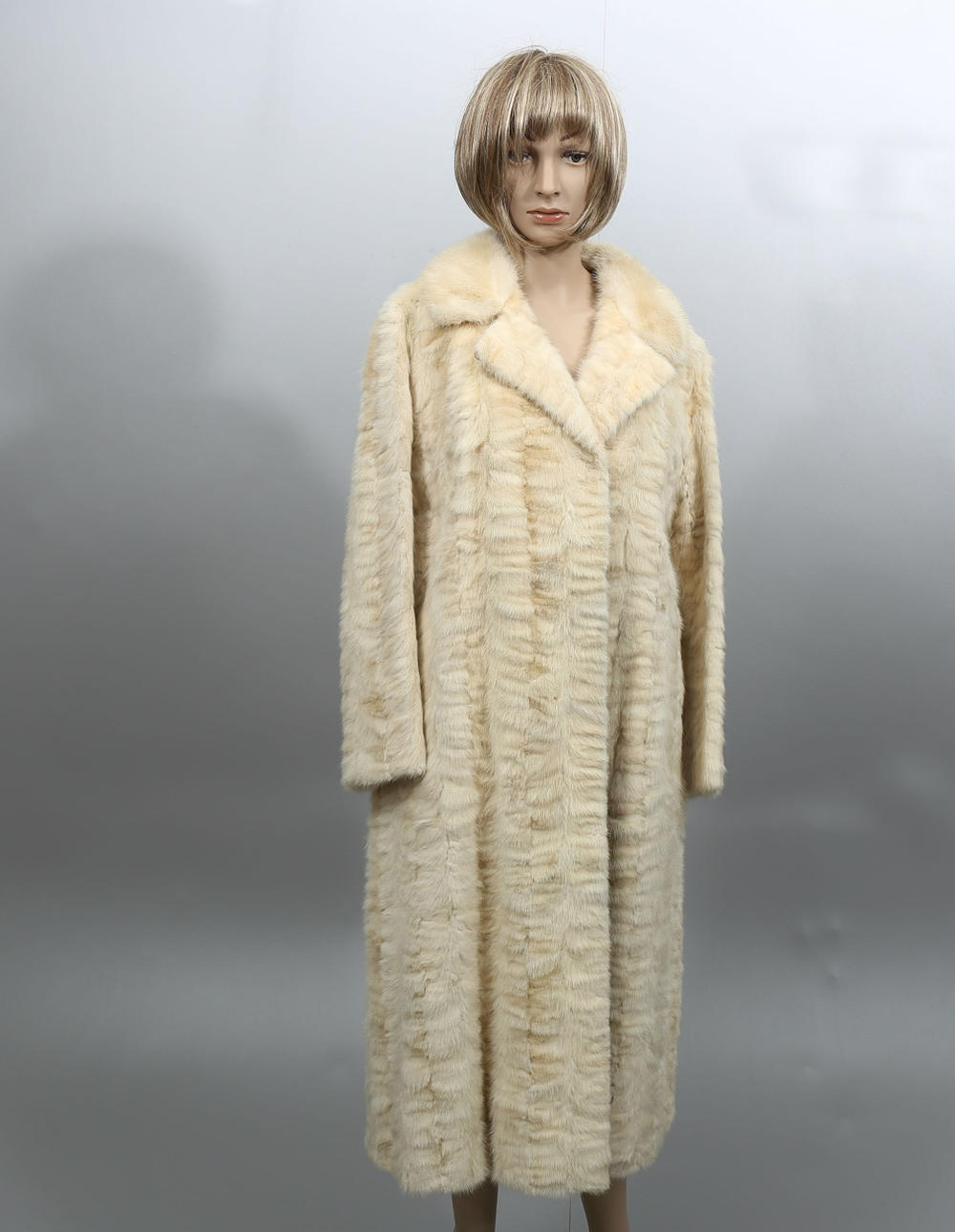 PÄLS, vit mink, 1960-tal.