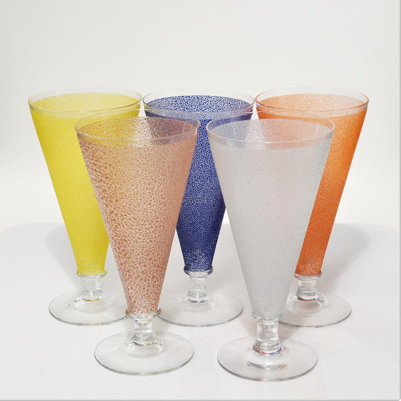GLASS/SPOUTS, 5 pcs, Skruf, colored glasses.