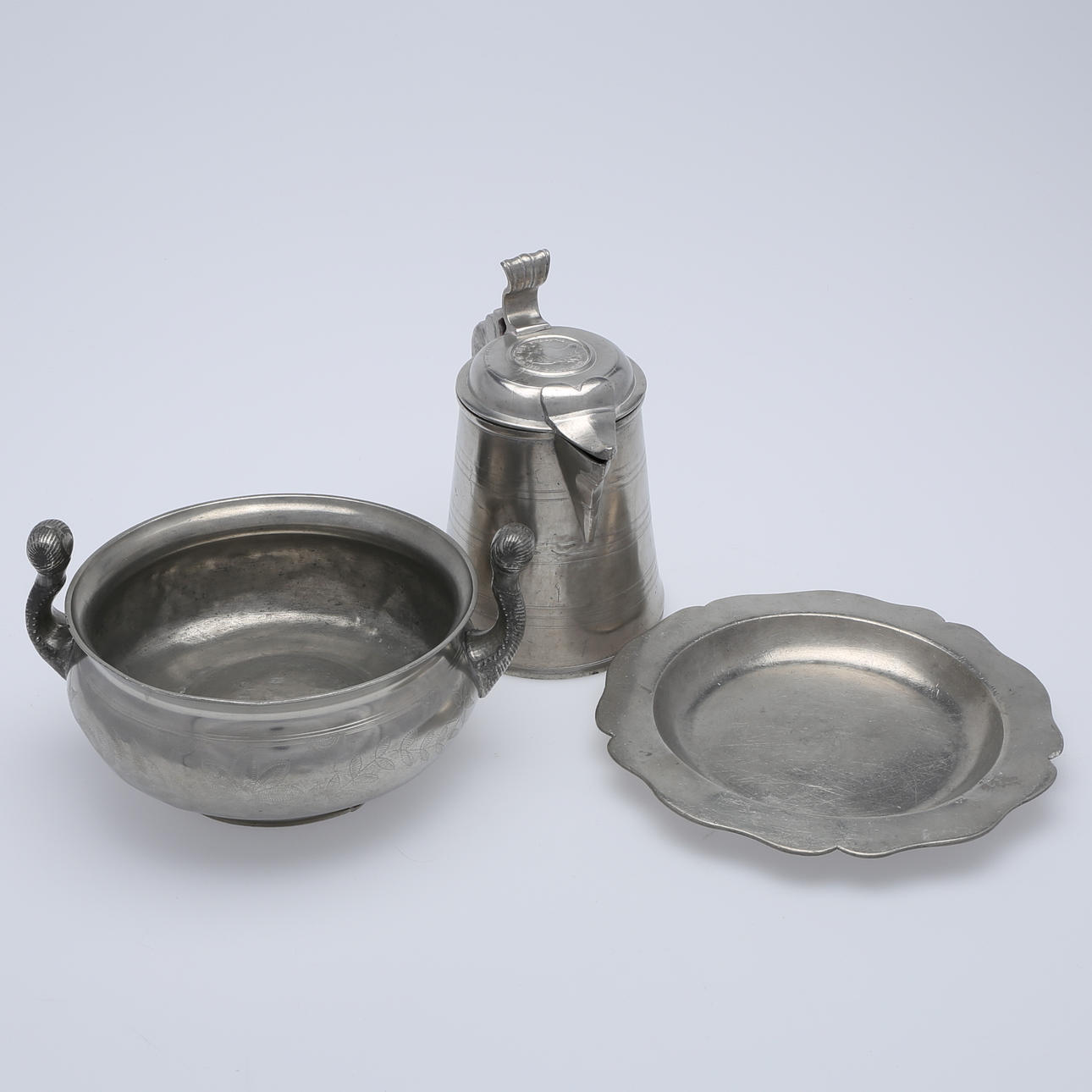 TENNFÖREMÅL, 3 st, 1800-tal.