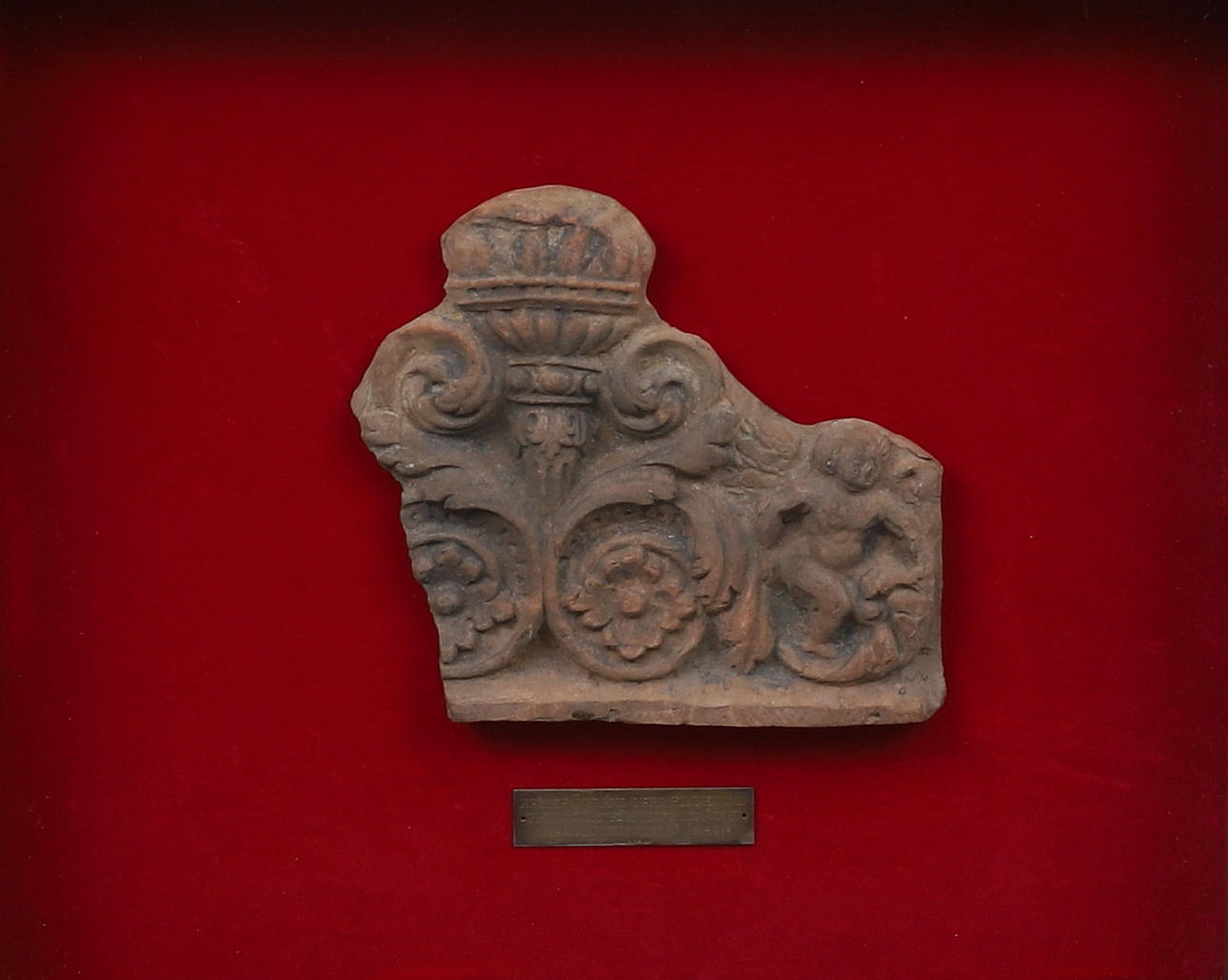 RELIEF i brændt ler, 17.-19. århundrede.