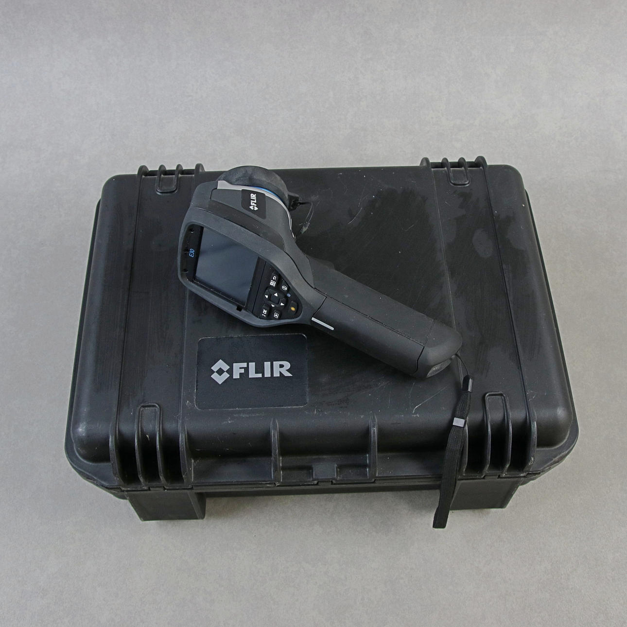 CÁMARA TÉRMICA, FLIR E30, 19.200 píxeles, EE. UU.