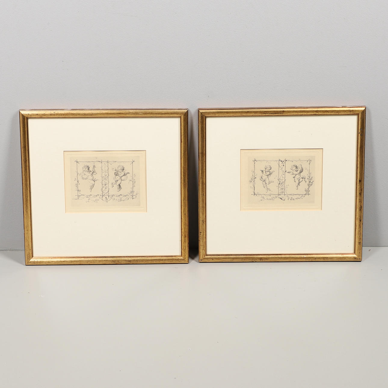 EFTER LOUIS PERRET, KERUBER MED MUSIKINSTRUMENT.