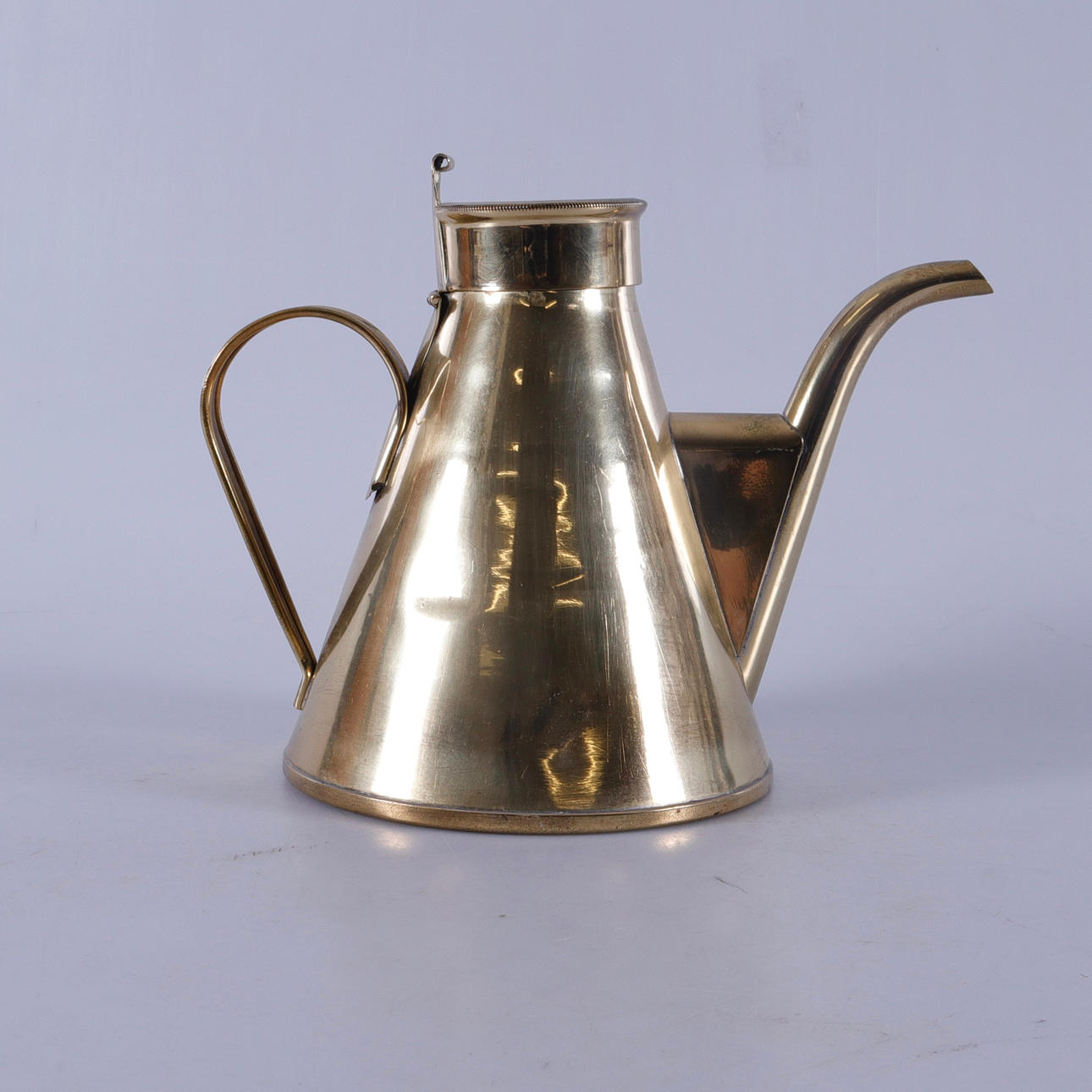 ACEITERA, latón, siglo XIX.