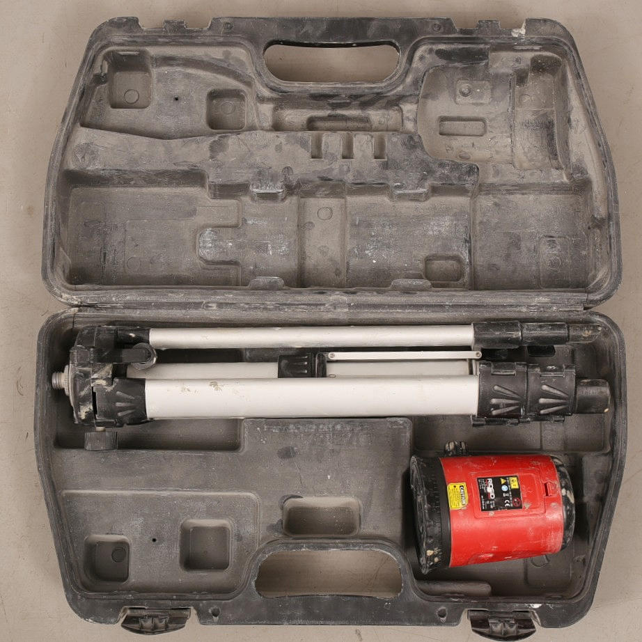 Ridgid CL 100 selvnivellerende krydslaser med stativ.