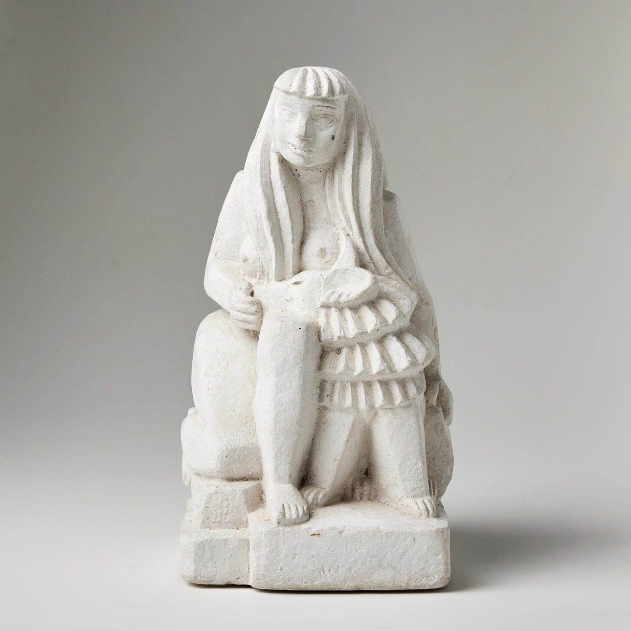 BROR HJORTH. Frau mit Wolf, Gips, Höhe 26 cm.