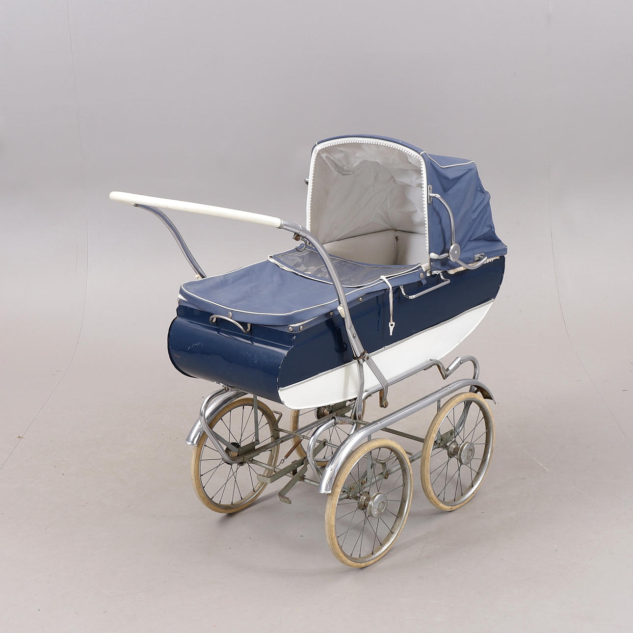 BARNVAGN, AWN, 1960-tal.