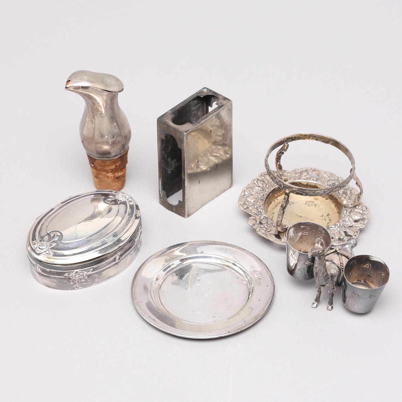 SILVER OBJECTS, 6 pcs, 186 grams. Silver & Metals - Silver - Auctionet