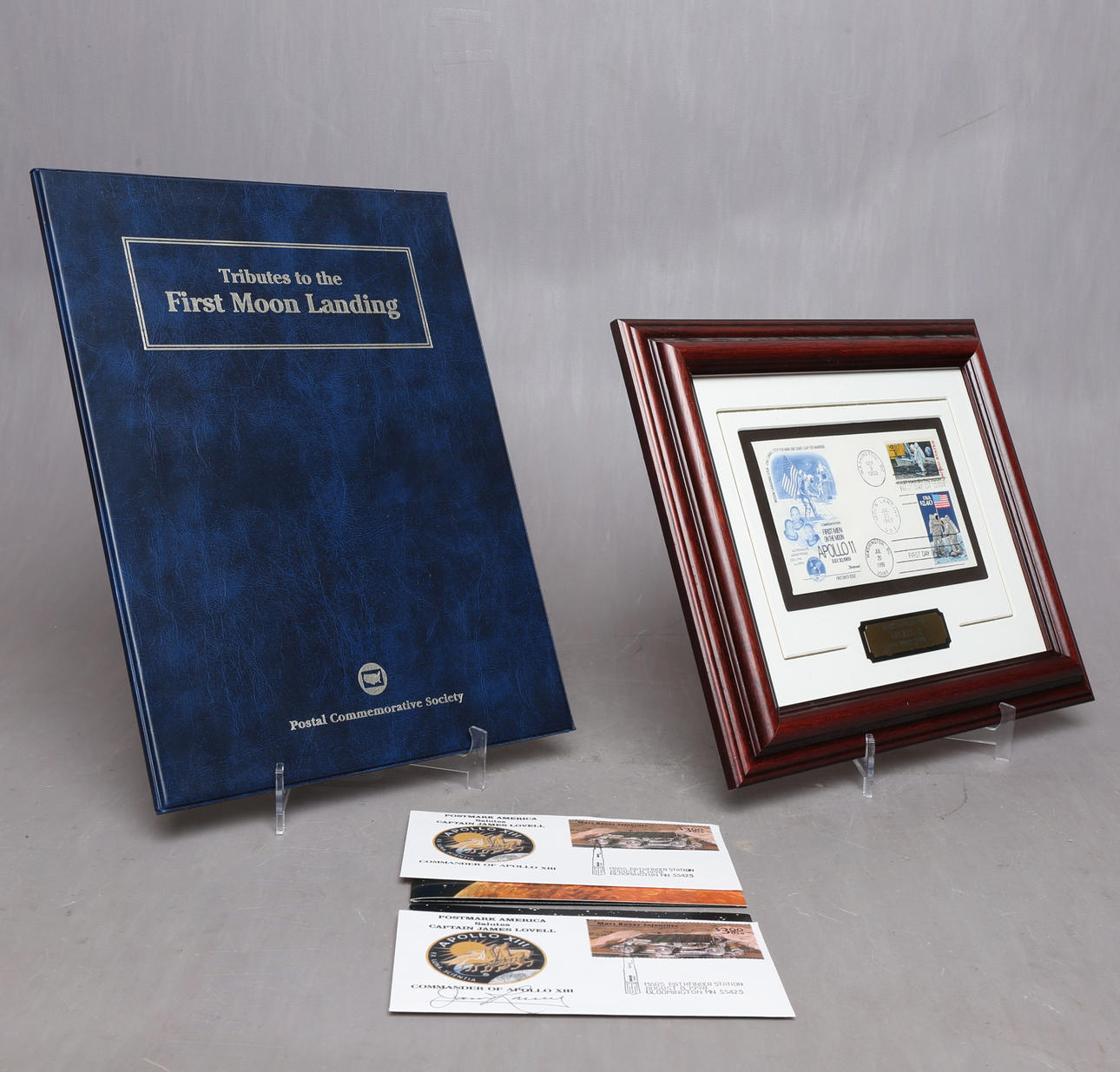 FIRST DAY LETTER, Apollo 11, Karton und blaues Heft.