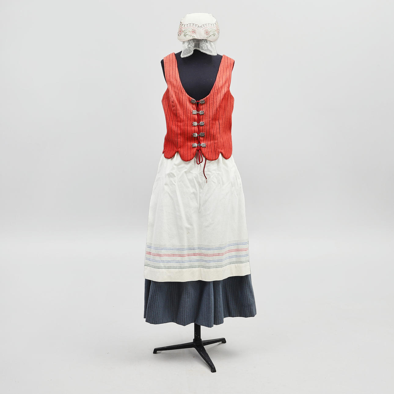 FOLKDRÄKT, Vinåker.