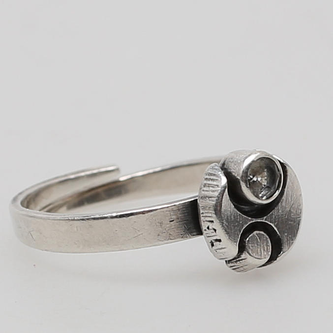 RING i sterlingsilver med fasettslipad bergkristall, Sten & Laine, 1980, Turku, Finland.