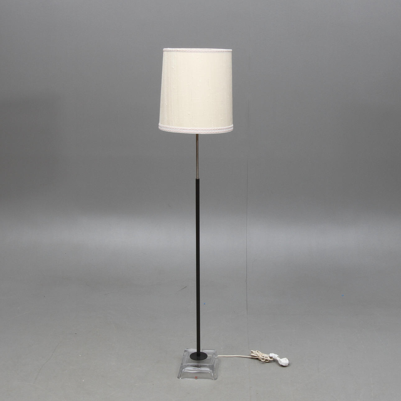 GOLVLAMPA, Orrefors, 1900-talets andra hälft.