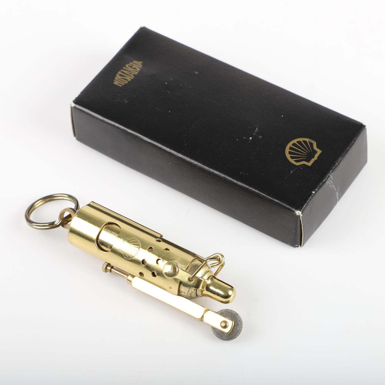 LIGHTER, brass, Shell, 20th century.