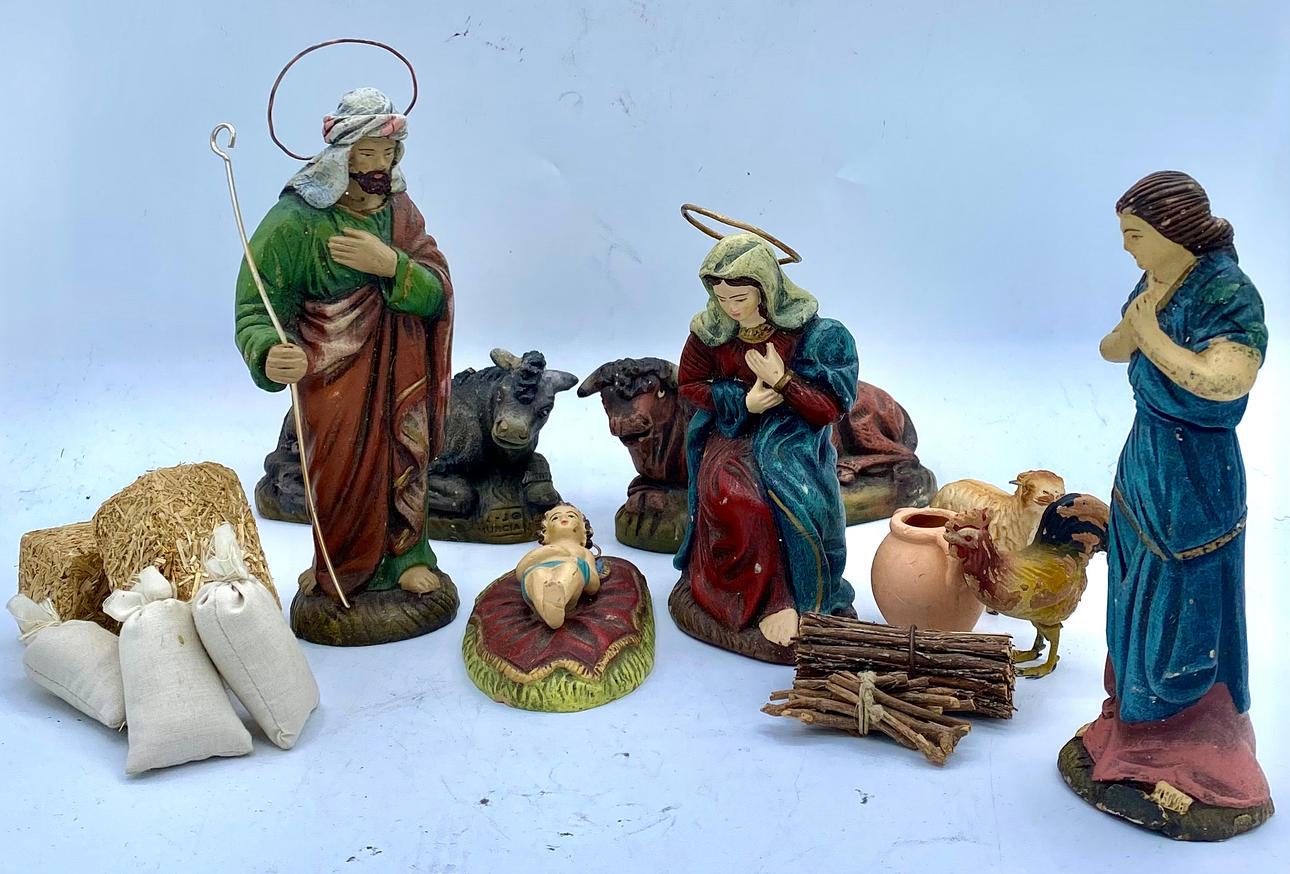 BELÉN. TERRACOTA PINTADA. 12 PIEZAS.