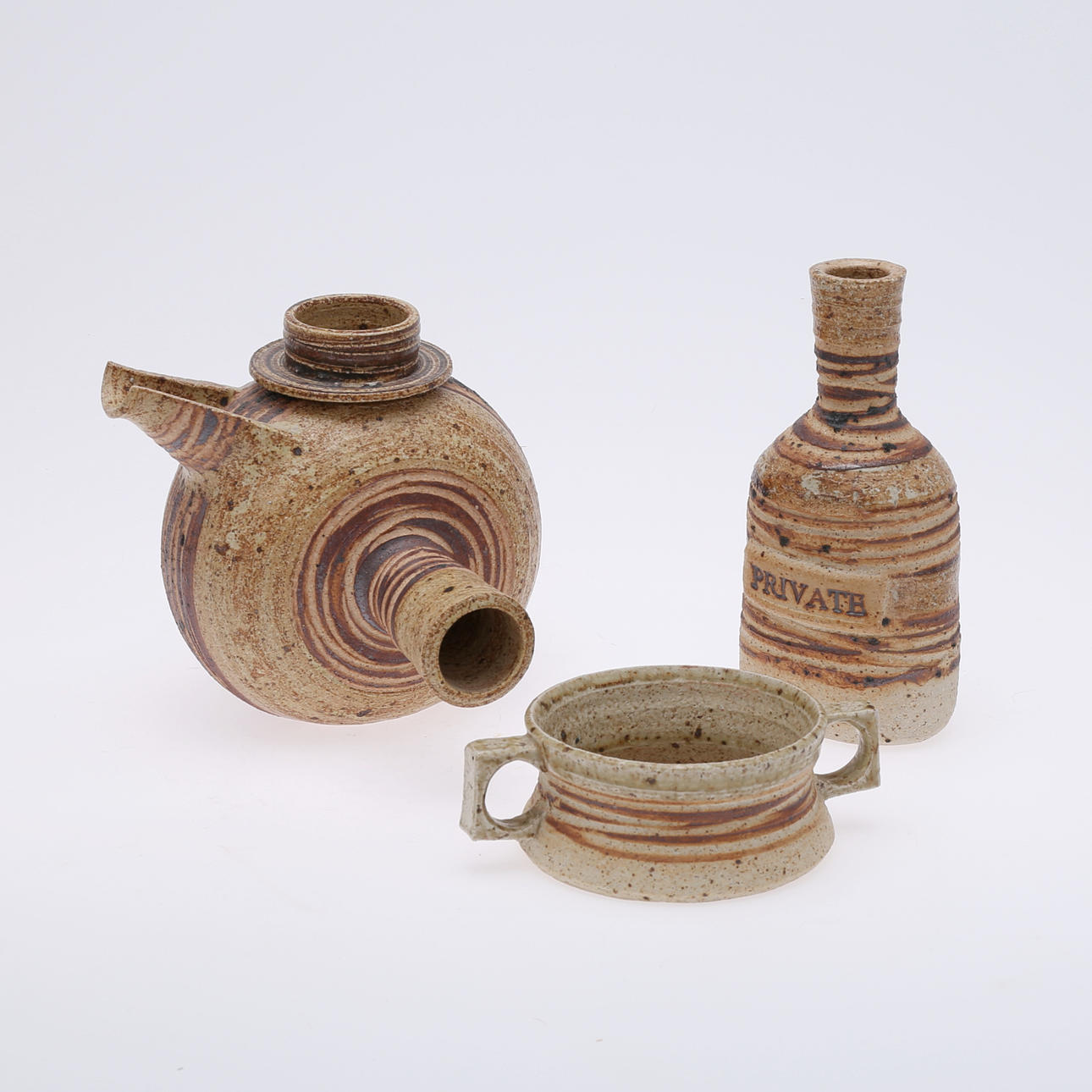 TUE POULSEN. Stentøj, 3 stk., ti, Danmark.