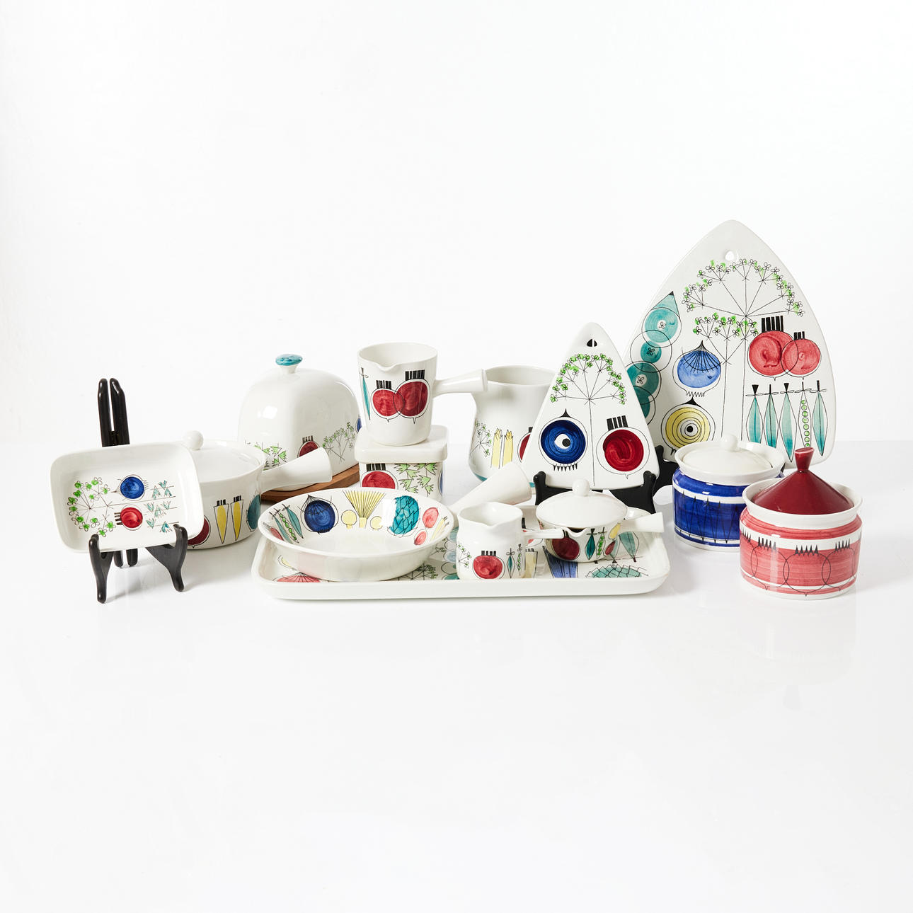 MARIANNE WESTMAN. ''Picnic'', 14 parts, Rörstrand, porcelain