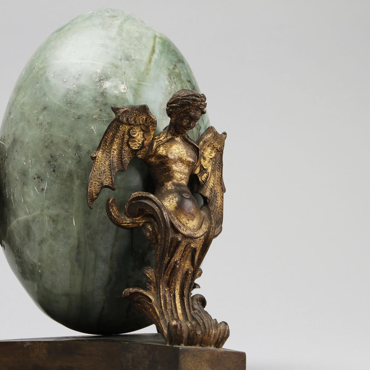 FIGURIN, marmor samt brons, 1900-tal, Frankrike.