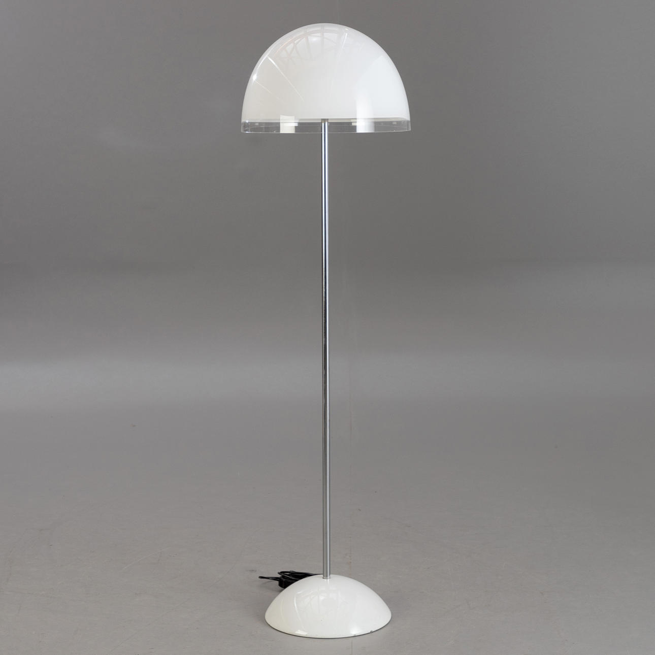 IGUZZINI. Lámpara de pie 'Baobab'. Italia, años 70/80.