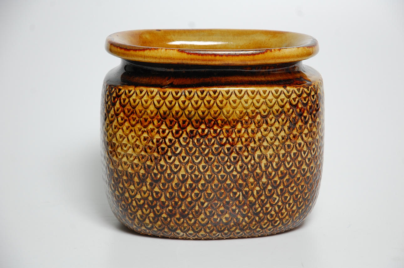 STIG LINDBERG. URNA, keramik, signerad, studiohanden Stig L.