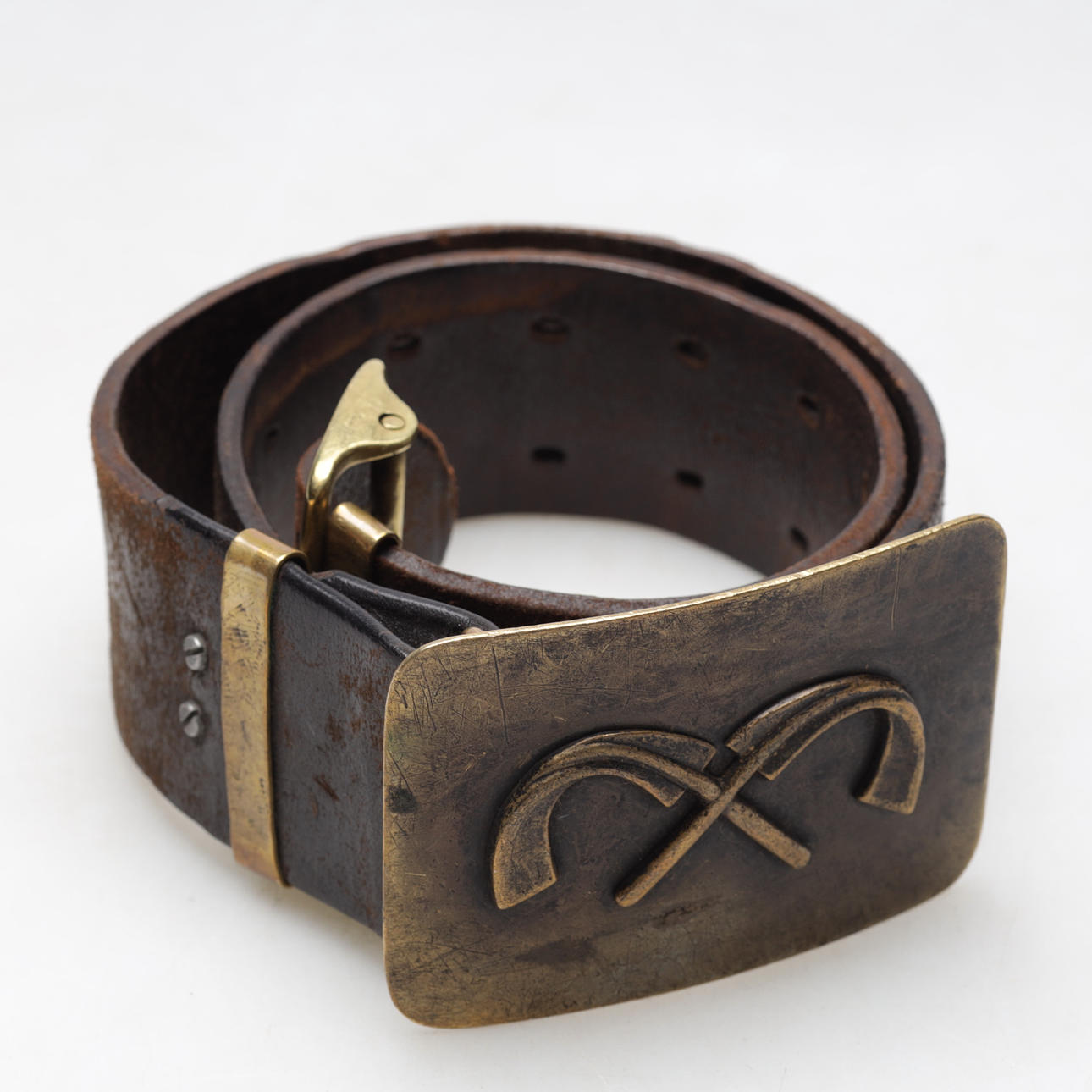 SOTARBÄLTE, läder & mässing, 1900-tal.