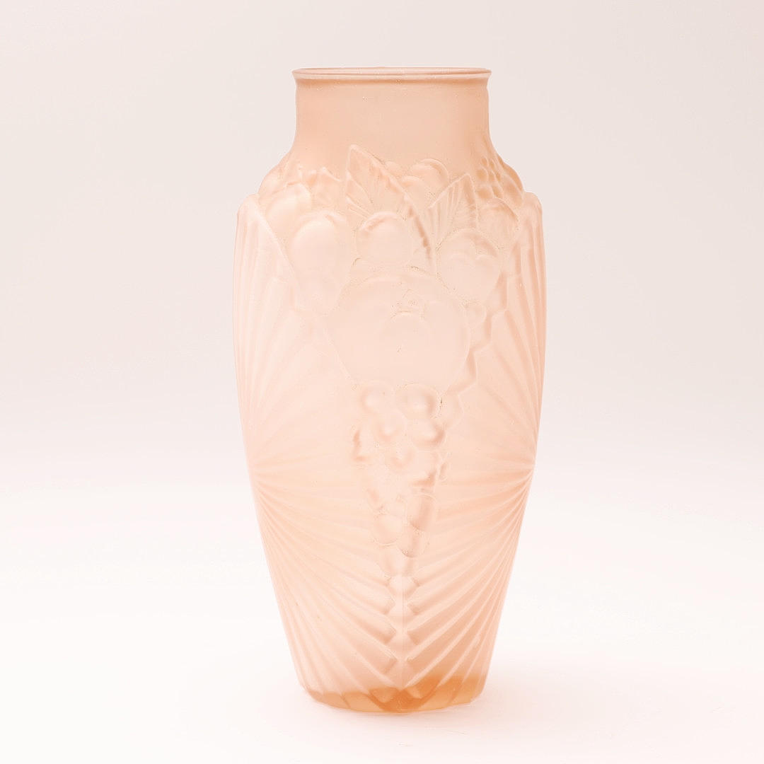 VASE, GLAS, SOUCHON NEUVESEL, ÅR 20-30.