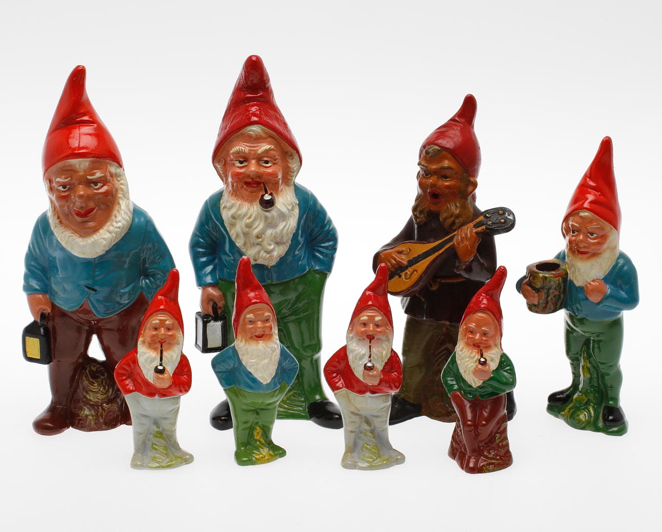 TOMTAR, 8 st, keramik, 1900-tal.