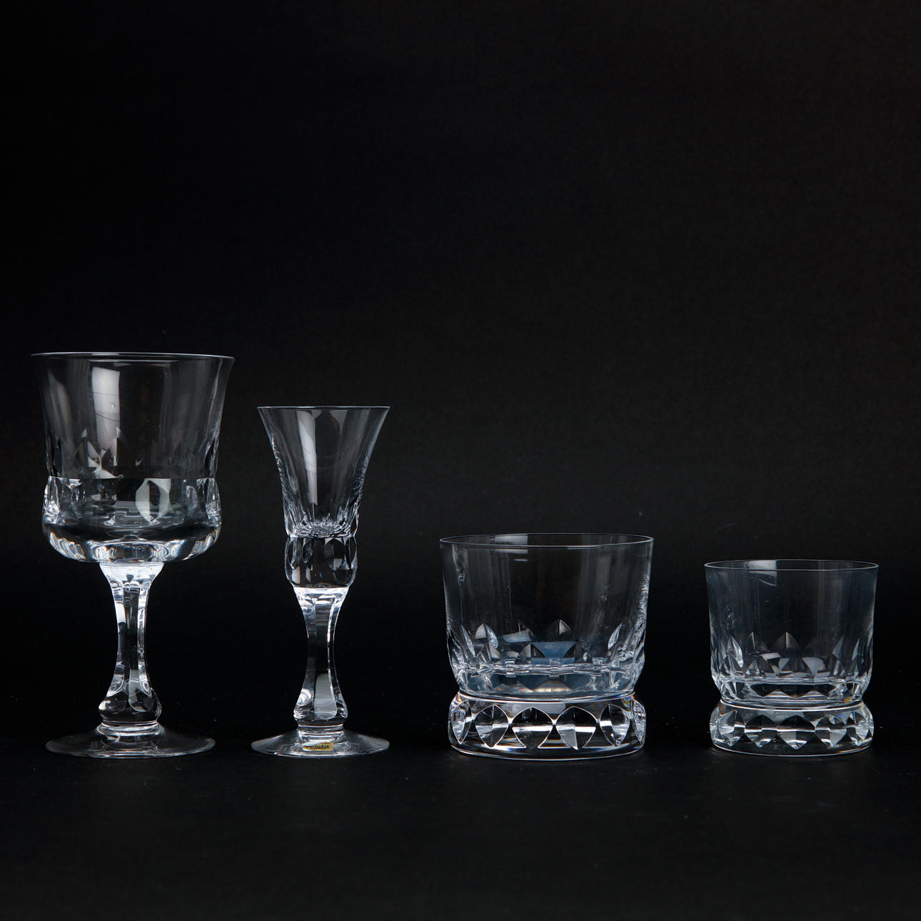 GÖRAN WÄRFF. Lasisarja, 29 osaa, "Prince", Kosta Boda.