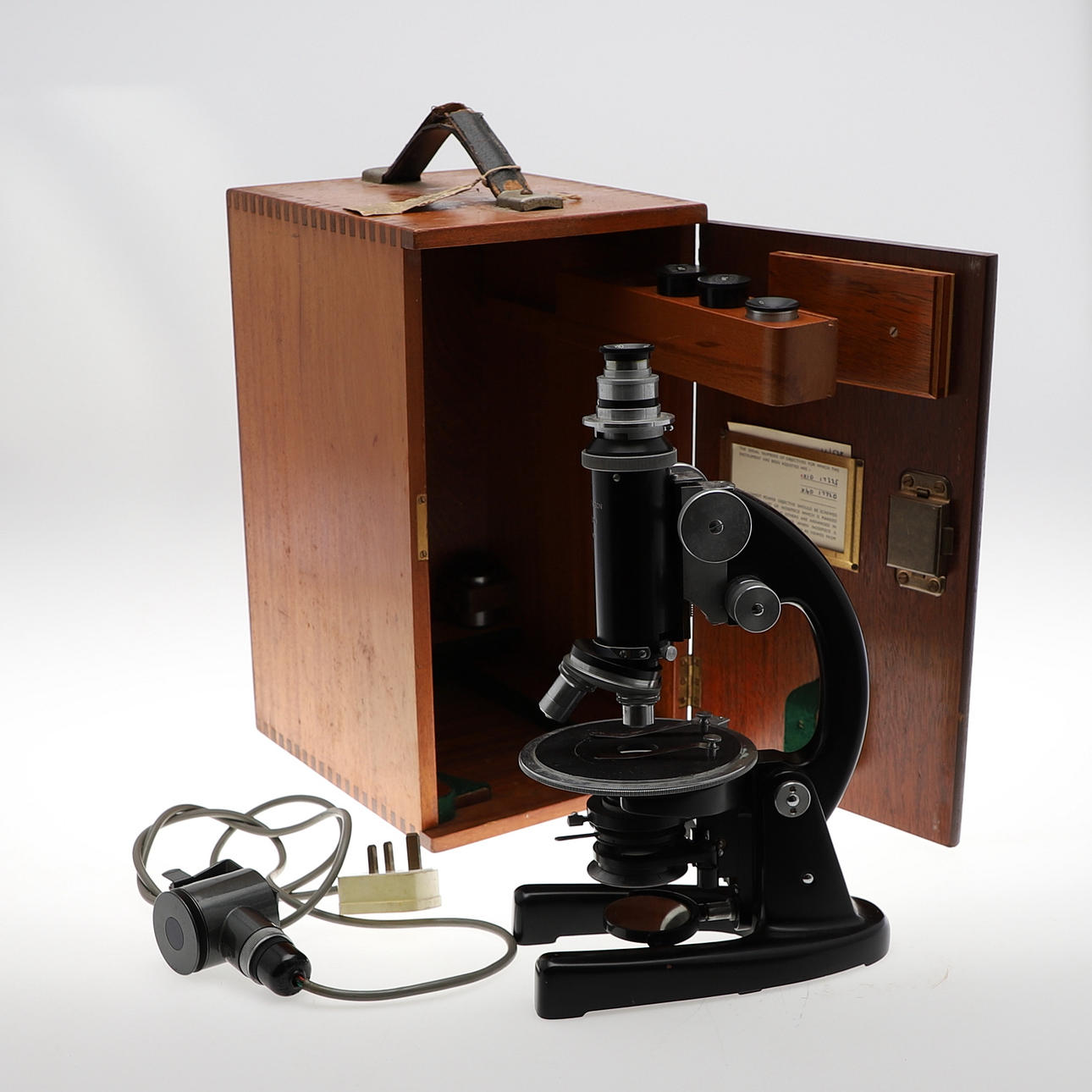 A JAMES SWIFT & SONS POLARISING GEMOLOGIST MICROSCOPE.