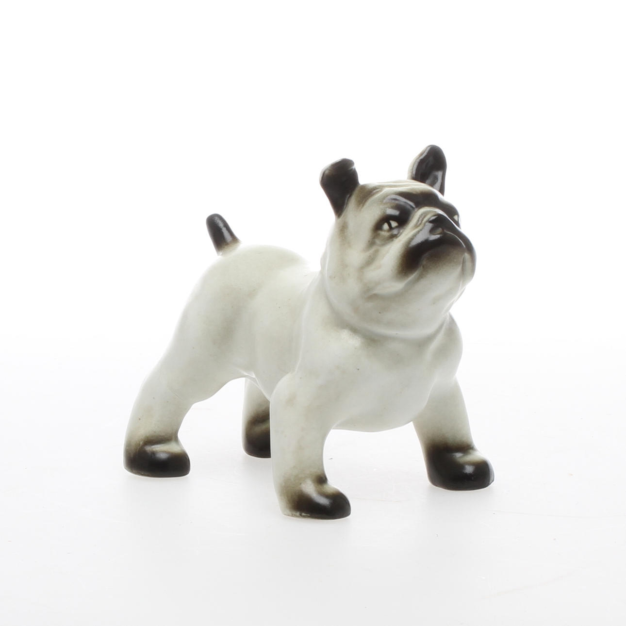 FIGURIN, Hund, Arabia, Finland.