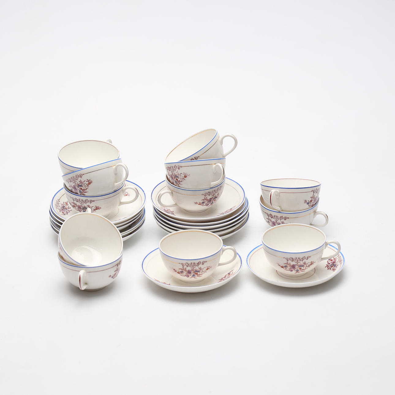 KAFFEKOPPAR MED FAT, 12 st, porslin, Rörstrand, 1800/1900-tal. Keramik ...